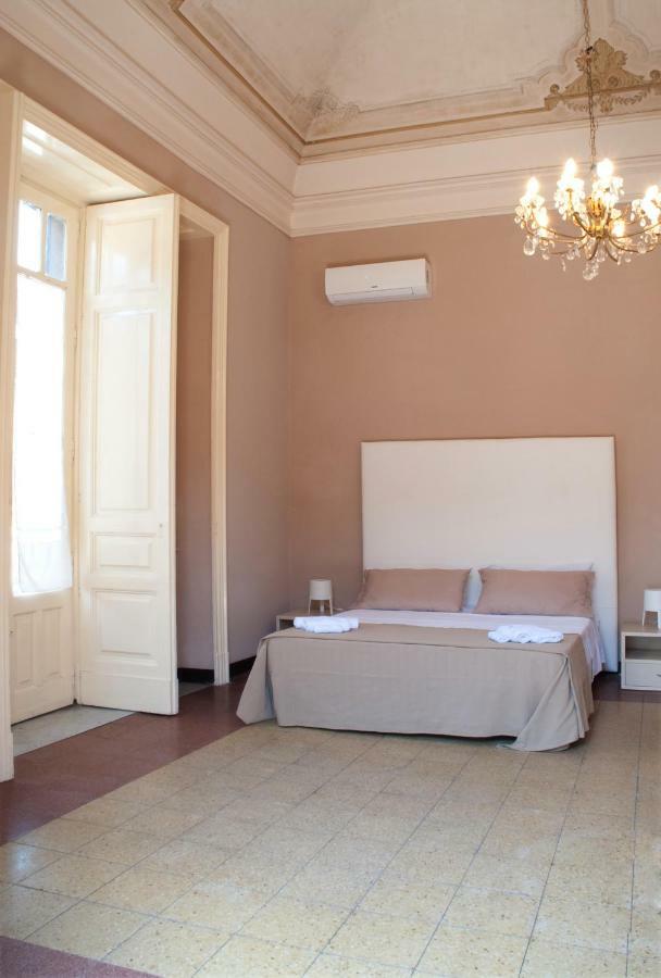 La Casa Di Isabella Bed & Breakfast Catania Exterior foto